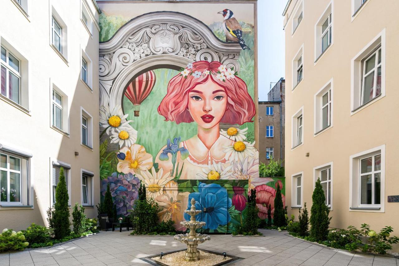 Komeda Apartment Hidden In Poznan Old Town By Noclegi Renters Екстериор снимка